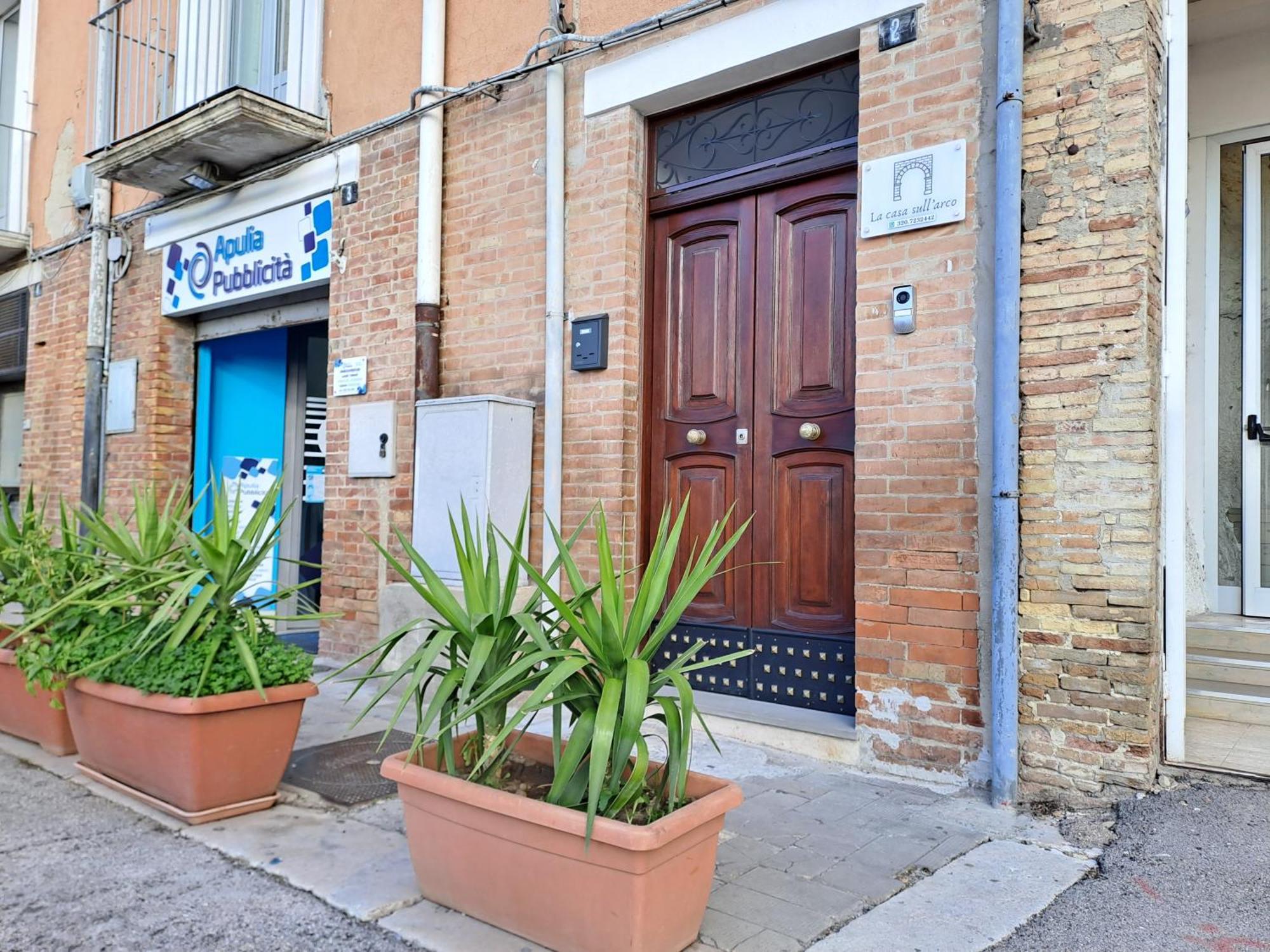 Bed and Breakfast La Casa Sull Arco Lucera Esterno foto